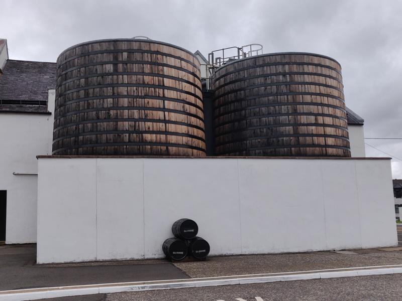 Picture of wortmtubs at Dalwhinnie distillery.jpg